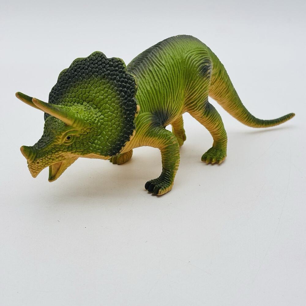 Vintage 1998 Toy Major Triceratops Dinosaur 8.5” Figure TM Rare Original Old